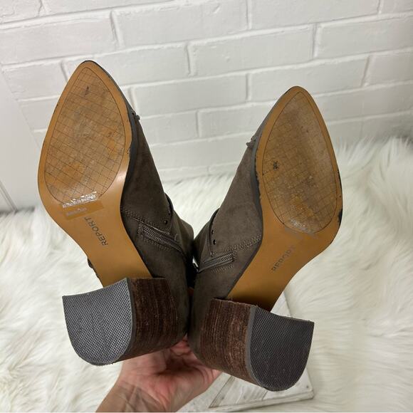 Report Studded Pointed Toe Stacked Heel Booties Size 9 - Picture 12 of 12